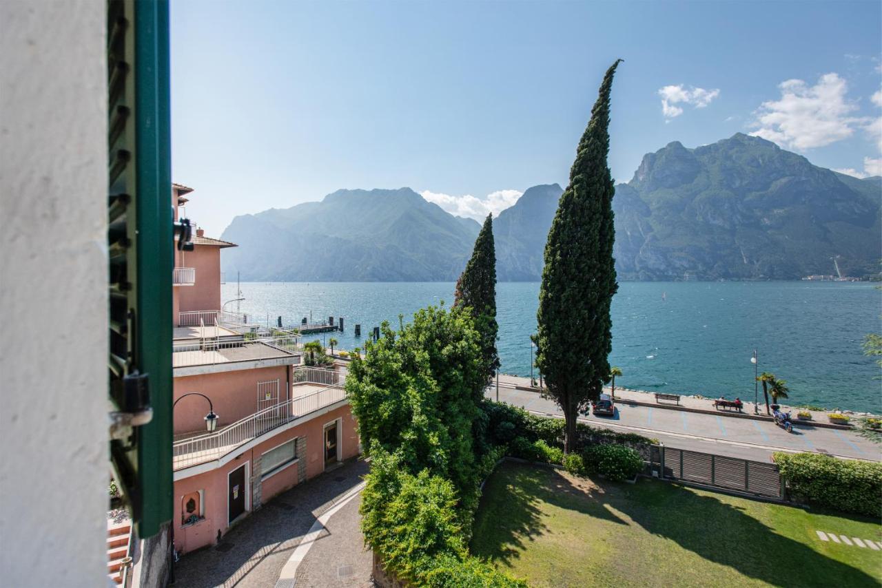Casa Valery Apartment Torbole Sul Garda Luaran gambar