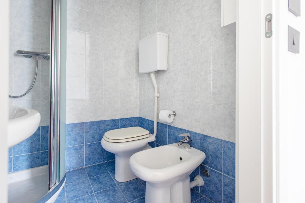 Casa Valery Apartment Torbole Sul Garda Luaran gambar